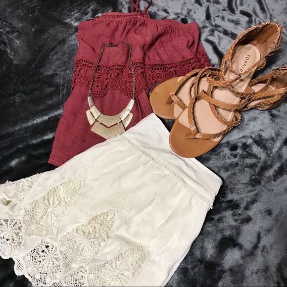 Mauve Off-Shoulder Top! - Picture 2 of 2